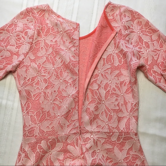 Francesca’s Floral Pink Scoop Neck Dress, sz M - Picture 3 of 7